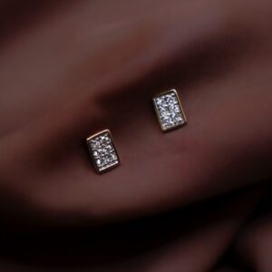 Stud earrings 12