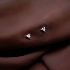 Stud earrings 7